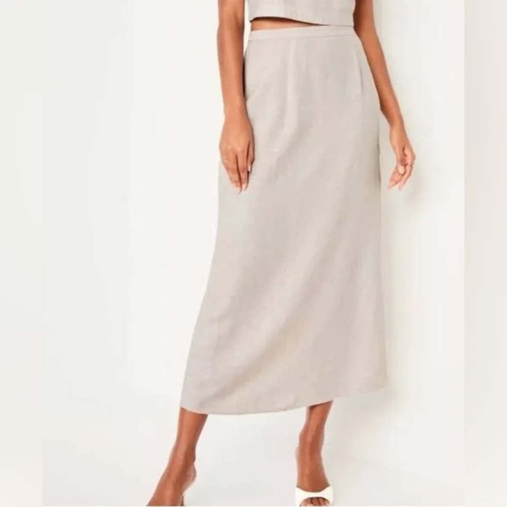 Old Navy Beige Maxi Skirt